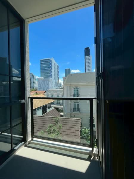 The Reserve Sukhumvit 61, Bangkok, 78 Soi Sukhumvit 61, Khlong Tan Nua, Watthana, Bangkok, 1 Bedroom, 50 sqm, Condo For Rent, by รัชกานต์ อัจฉริยะโพธา, 500385238 - DDproperty.com