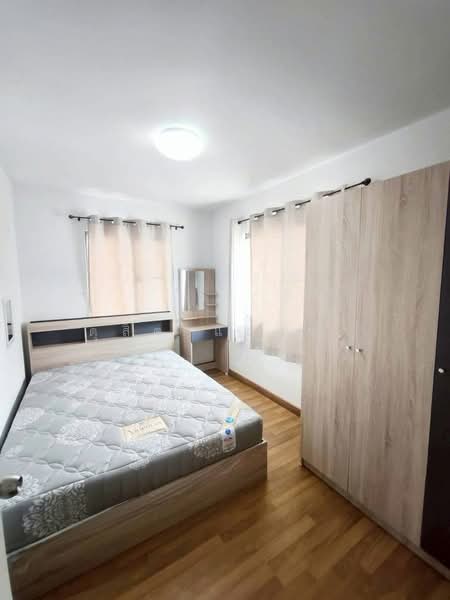 ให้เช่าบ้านแฝด ม.เฮ้าส์ออฟคานารี สวนเสือ ศรีราชา, Chon Buri (Pattaya), Surasak, Si Racha, Chon Buri (Pattaya), 3 Bedrooms, 150 sqm, Semi-Detached House (Twin House) For Rent, by Dusit Saengfa, 500385247 - DDproperty.com