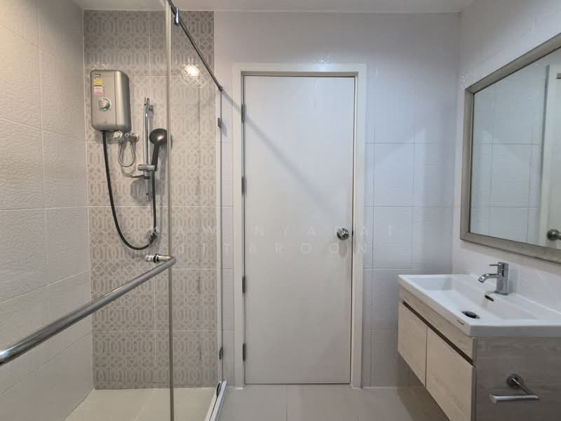 Thana Astoria Pinklao, Bangkok, Soi Charansanitwong 46 Yak 2, Bang Yi Khan, Bang Phlat, Bangkok, 2 Bedrooms, 43 sqm, Condo For Rent, by Kawinyarat Jitaroon, 500385256 - DDproperty.com