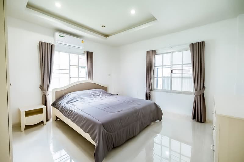Luxury Pool Villa for Sale East Pattaya 3 Bedroom Fully Furnished, Chon Buri (Pattaya), Bang Lamung, Bang Lamung (Pattaya), Chon Buri (Pattaya), 3 Bedrooms, 328 sqm, Villa For Sale, by PLC real estate, 500385269 - DDproperty.com