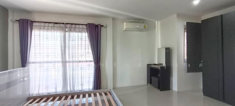 Moobaan Siwarat 9 Bangbuathong, Nonthaburi, Bang Bua Thong, Bang Bua Thong, Nonthaburi, 4 Bedrooms, 144 sqm, Townhouse For Sale, by ณณัฐ ภัทรจินดานุวงศ์, 500385277 - DDproperty.com