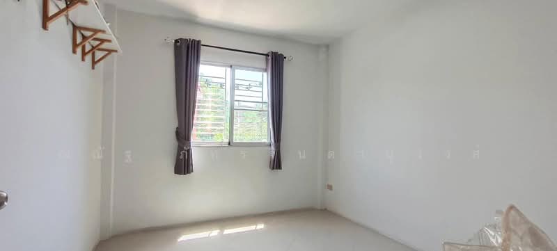 Moobaan Siwarat 9 Bangbuathong, Nonthaburi, Bang Bua Thong, Bang Bua Thong, Nonthaburi, 4 Bedrooms, 144 sqm, Townhouse For Sale, by ณณัฐ ภัทรจินดานุวงศ์, 500385277 - DDproperty.com