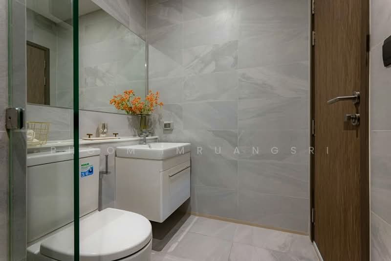 Rhythm Ekkamai Estate, Bangkok, Soi Sukhumvit 63, Khlongtoei Nua, Watthana, Bangkok, 2 Bedrooms, 82 sqm, Condo For Rent, by Phoom Imruangsri, 500385302 - DDproperty.com