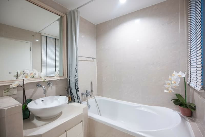 Baan Siri 24, Bangkok, 39 Sukhumvit 24 Alley, Khong Tan, Khlong Toei, Bangkok, 1 Bedroom, 60 sqm, Condo For Rent, by Phoom Imruangsri, 500385310 - DDproperty.com