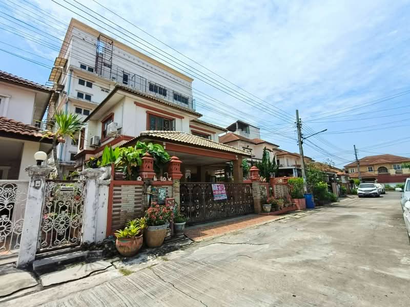 เค.ซี พาร์ควิลล์ 2, Bangkok, Bang Chun, Khlong Sam Wa, Bangkok, 3 Bedrooms, 204 sqm, Single Detached House For Sale, by ชนะชาติ นนท์ตา, 500385319 - DDproperty.com