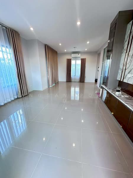 Kanasiri Wongwaen Lumlukka, Pathum Thani, Kanchanaphisek Ring, Bung Kham Proi, Lam Luk Ka, Pathum Thani, 3 Bedrooms, 135 sqm, Single Detached House For Sale, by Angsanaporn D, 500385359 - DDproperty.com