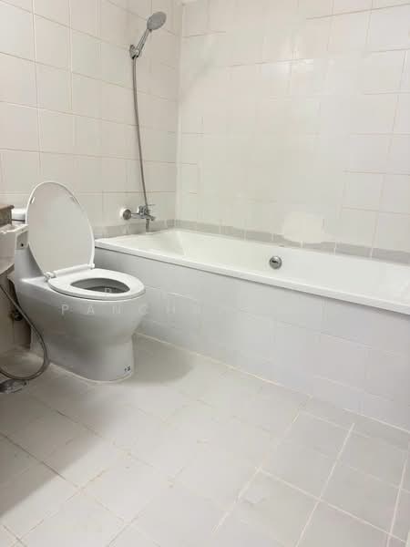 Witthayu Complex, Bangkok, 1673 New Petchaburi Road, Makkasan, Ratchathewi, Bangkok, 2 Bedrooms, 80 sqm, Condo For Rent, by Pawanrat Panchawanon, 500385360 - DDproperty.com