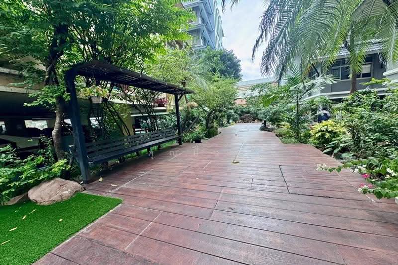 Baan Klang Krung Resort (Ratchada 7) : บ้านกลางกรุงรีสอร์ท รัชดา ซอย7, กรุงเทพ, 7 ซอย รัชดาภิเษก, ดินแดง, กรุงเทพ, 72 ตร.ม., คอนโด ขาย, โดย คุณปิ่น, 500385375 - DDproperty.com