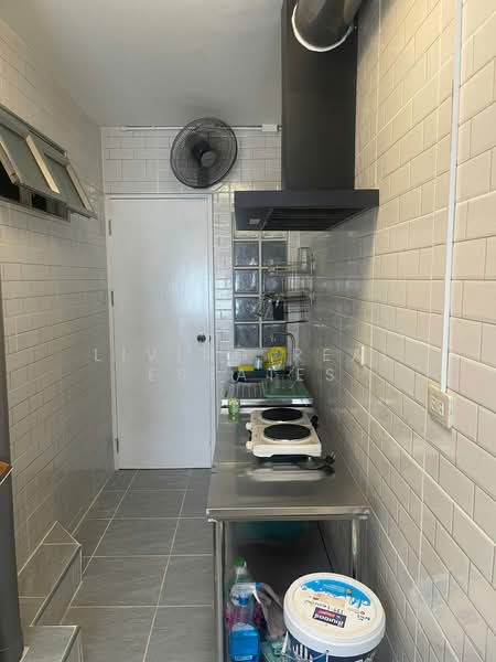 Fortune Condo Town : ฟอร์จูน คอนโดทาวน์, กรุงเทพ, ซอย นราธิวาสราชนครินทร์ 24, ช่องนนทรี, ยานนาวา, กรุงเทพ, 85 ตร.ม., คอนโด ให้เช่า, โดย Living Real Estates, 500385423 - DDproperty.com