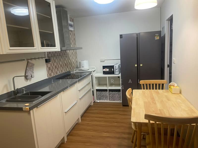 Fortune Condo Town, Bangkok, Naradhiwas Rajanakarindra 24 Alley, Chong Nonsi, Yan Nawa, Bangkok, 2 Bedrooms, 85 sqm, Condo For Rent, by Living Real Estates, 500385423 - DDproperty.com