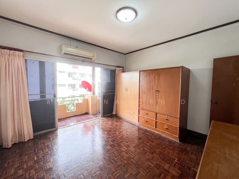 Sammakon Ramkhamhaeng, Bangkok, Ramkhamhaeng Road, Saphan Sung, Bangkok, 3 Bedrooms, 150 sqm, Townhouse For Sale, by Angsanaporn D, 500385433 - DDproperty.com