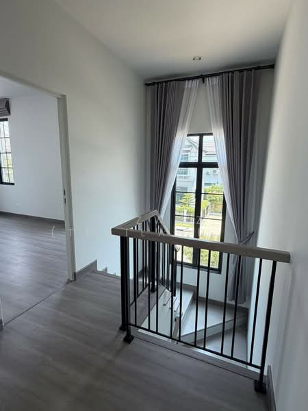 Saransiri Ramkhamhaeng, Bangkok, Khlong Song Ton Nun, Lat Krabang, Bangkok, 4 Bedrooms, 150 sqm, Single Detached House For Sale, by Fazwaz (Thailand) Co., Ltd., 500385447 - DDproperty.com