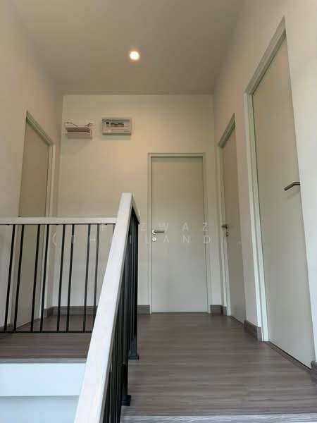 Saransiri Ramkhamhaeng, Bangkok, Khlong Song Ton Nun, Lat Krabang, Bangkok, 4 Bedrooms, 150 sqm, Single Detached House For Sale, by Fazwaz (Thailand) Co., Ltd., 500385447 - DDproperty.com