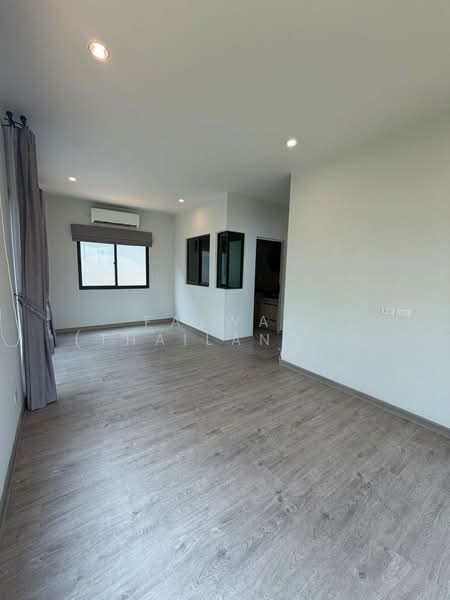 Saransiri Ramkhamhaeng, Bangkok, Khlong Song Ton Nun, Lat Krabang, Bangkok, 4 Bedrooms, 150 sqm, Single Detached House For Sale, by Fazwaz (Thailand) Co., Ltd., 500385447 - DDproperty.com