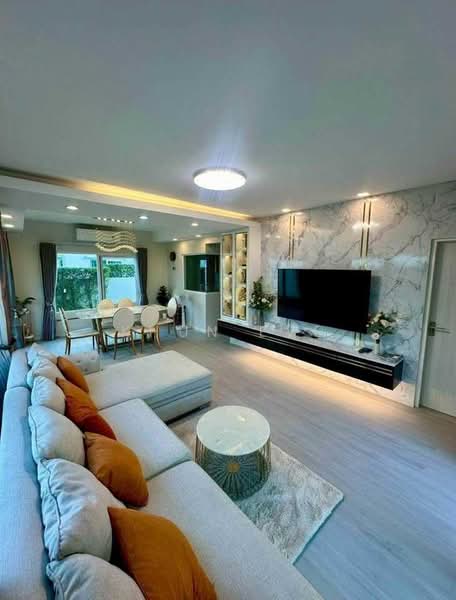 Chaiyaphruek Ramindra Expressway-Chatuchot, Bangkok, Kanchanapisek Road, Sam Wa Tawan Tok, Khlong Sam Wa, Bangkok, 3 Bedrooms, 165 sqm, Single Detached House For Rent, by Khun Eve, 500385451 - DDproperty.com