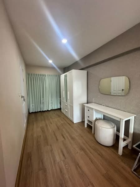 Thonglor Tower : ทองหล่อ ทาวเวอร์, กรุงเทพ, ซอยทองหล่อ, ถนนสุขุมวิท 55, คลองเตยเหนือ, วัฒนา, กรุงเทพ, 50 ตร.ม., คอนโด ให้เช่า, โดย Sutavee Chonlabud, 500385548 - DDproperty.com
