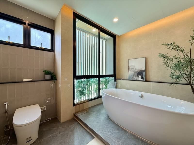 The Master Sukhumvit-On Nut, Bangkok, On Nut 17, Suan Luang, Bangkok, 4 Bedrooms, 587 sqm, Single Detached House For Rent, by Bangkok Residential, 500385568 - DDproperty.com
