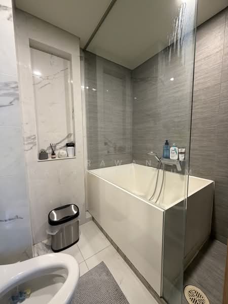 Siamese Exclusive Sukhumvit 31, Bangkok, 75 Soi Sukhumvit 31, Khlong Tan Nua, Watthana, Bangkok, 2 Bedrooms, 100 sqm, Condo For Sale, by Orawan Ratanapratum, 500385589 - DDproperty.com