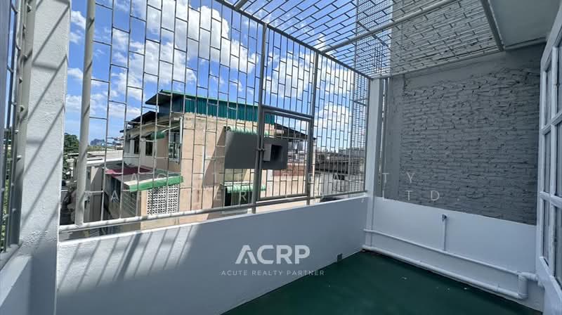 Newly Renovated 4-Storey Commercial Building for Rent – Prime Location Near MRT Yaek Fai Chai, Bangkok, Ban Chang Lo, Bangkok Noi, Bangkok, , 200 sqm, Shophouse For Rent, by Acute Realty Partner Co.,Ltd., 500385609 - DDproperty.com