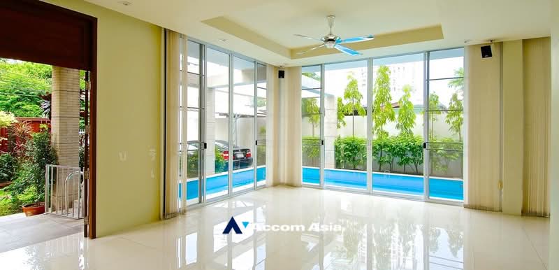 ðžAccomA Luxury Pool Villa for Rent in Thonglor ,Private Pool, Ideal for Expat Families ( 1912443 ), Bangkok, Khlong Tan Nua, Watthana, Bangkok, 4 Bedrooms, 500 sqm, Single Detached House For Rent, by āļāļĢāļīāļĐāļąāļ āđāļāļāļāļāļĄ āđāļāđāļāļĩāļĒ āļāļģāļāļąāļ, 500385611 - DDproperty.com