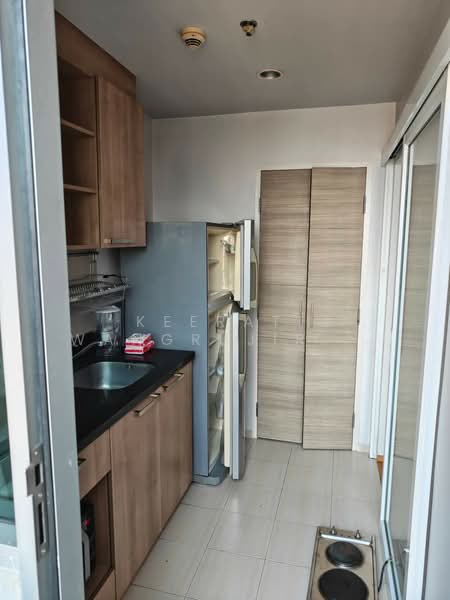 HIVE Taksin, Bangkok, 18 1 Soi, Khlong Ton Sai, Khlong San, Bangkok, 2 Bedrooms, 67 sqm, Condo For Rent, by Keerati Wangrujirakul, 500385617 - DDproperty.com