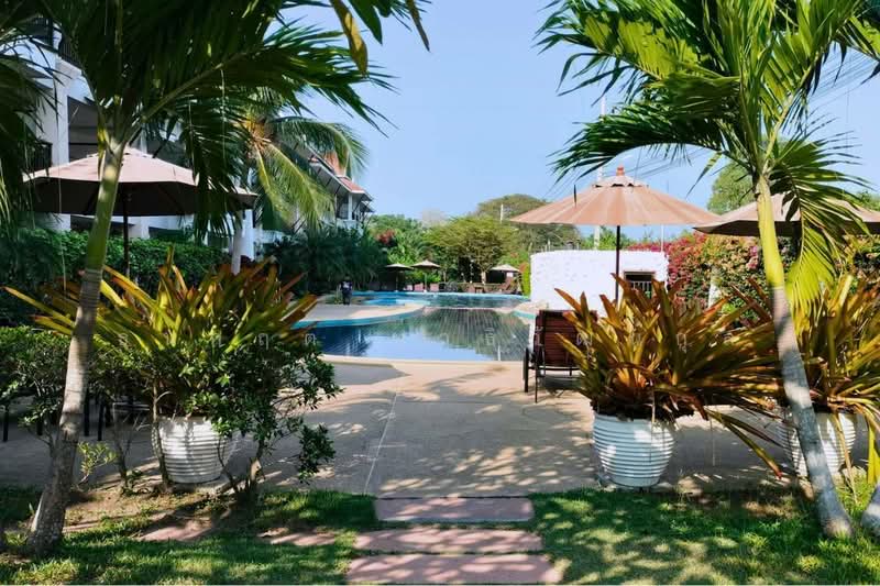 Sunrise Beach Resort & Residence, Chon Buri (Pattaya), 36 Pratumnak, Na Chom Thian, Sattahip, Chon Buri (Pattaya), 2 Bedrooms, 83 sqm, Condo For Sale, by ธนกฤต ทาธิวัฒน์กุล, 500385620 - DDproperty.com