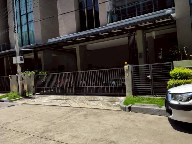 68 SOUL Ratchadapisek 68, Bangkok, Soi Ratchada 68, Ratchadaphisek Road, Bang Sue, Bang Sue, Bangkok, 4 Bedrooms, 284 sqm, Single Detached House For Sale, by คุณแจม, 500385623 - DDproperty.com