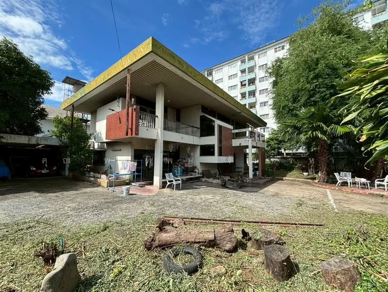 ที่ดินเเถมบ้านเดี่ยว 249 ตร.ว. หมู่บ้านศานตินิเวศน์ ตรงข้ามแม็คโคร บางกะปิ ซอยลาดพร้าว115, กรุงเทพ, ถนนลาดพร้าว, คลองจั่น, บางกะปิ, กรุงเทพ, 996 ตร.ม., ที่ดิน ขาย, โดย คุณ พรทิพย์ จันทร์หา (ปุ๋ย), 500385640 - DDproperty.com