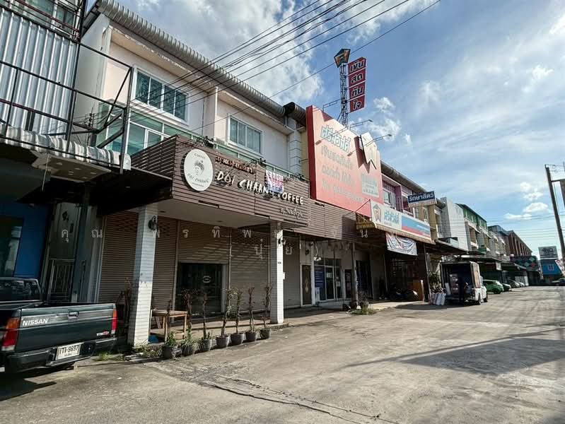 อาคารพาณิชย์ 3.5 ชั้น 40 ตร.ว. ใกล้องค์การบริหารส่วนตำบลคลองสี่ ติดถนนคลองหลวง, ปทุมธานี, ถนนคลองหลวง, คลองสี่, คลองหลวง, ปทุมธานี, 200 ตร.ม., ตึกแถว-อาคารพาณิชย์ ขาย, โดย คุณ พรทิพย์ จันทร์หา (ปุ๋ย), 500385680 - DDproperty.com
