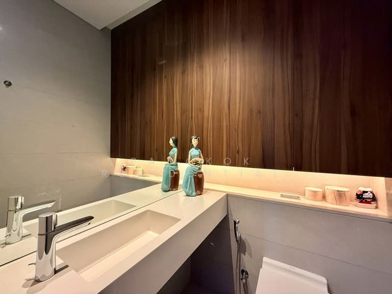 Tela Thonglor 13, Bangkok, 233 Soi Sukhumvit 55, Sukhumvit Road, Khlong Tan Nua, Watthana, Bangkok, 3 Bedrooms, 200 sqm, Condo For Rent, by Bangkok Residential, 500385686 - DDproperty.com