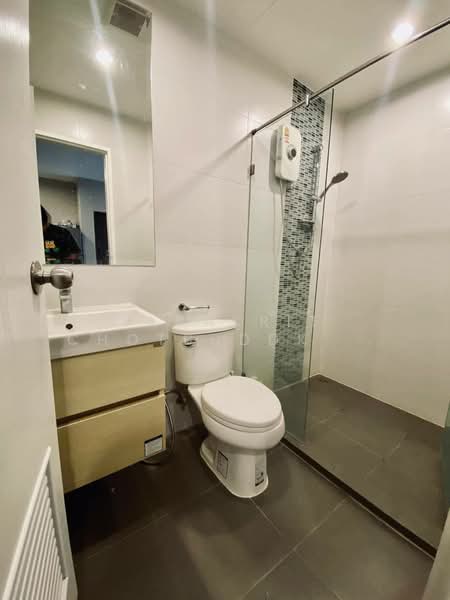 Metro Sky Bang Son Interchange (Prachachuen), Bangkok, 769 Pracha Chuen Road, Wong Sawang, Bang Sue, Bangkok, 2 Bedrooms, 44 sqm, Condo For Rent, by Tanakrit Chotbuddkayan, 500385697 - DDproperty.com