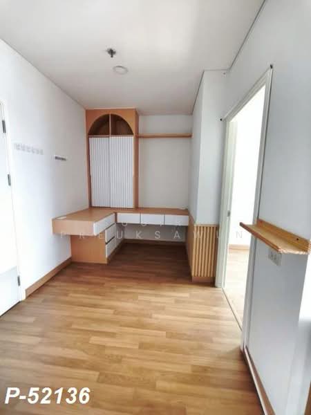 Lumpini Place Ratchada-Sathu, Bangkok, 501 3 Sathu Pradit 27 Alley, Chong Nonsi, Yan Nawa, Bangkok, 2 Bedrooms, 39 sqm, Condo For Rent, by Susira Prueksawun, 500385716 - DDproperty.com