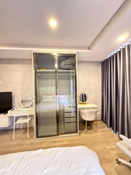 SOHO Bangkok Ratchada, Bangkok, 74 Pracha Rat Bamphen Rd, Huai Khwang, Bangkok, 1 Bedroom, 26 sqm, Condo For Rent, by Bencharong (Yok) Treerat-a-na-wat, 500385748 - DDproperty.com