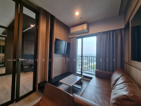 The Parkland Charan-Pinklao : เดอะ พาร์คแลนด์ จรัญฯ-ปิ่นเกล้า, กรุงเทพ