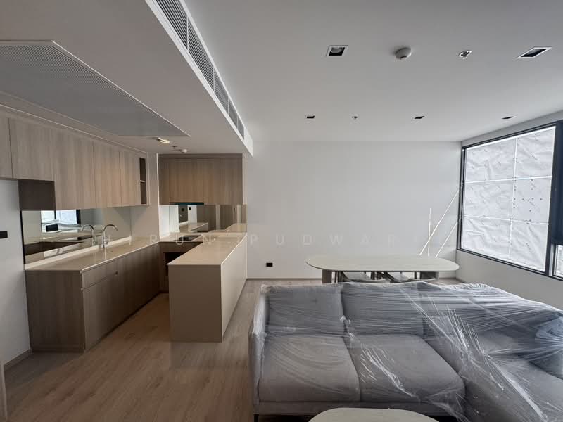 Reference Sathorn-Wongwianyai, Bangkok, Krung Thonburi 2 Alley, Bang Lam Phu Lang, Khlong San, Bangkok, 2 Bedrooms, 64 sqm, Condo For Sale, by Hirun Pudwaree, 500385765 - DDproperty.com