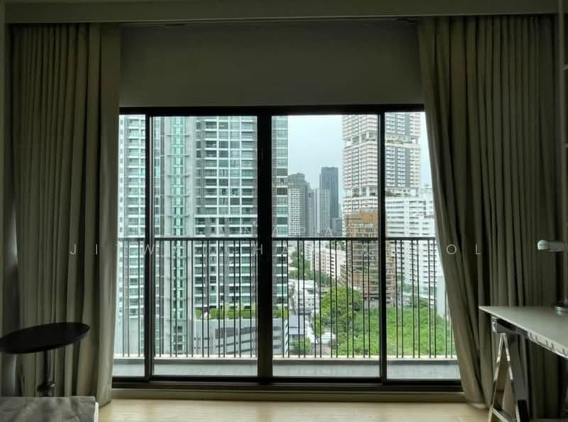 Noble Refine, Bangkok, Soi Sukhumvit 26, Sukhumvit Road, Khong Tan, Khlong Toei, Bangkok, 1 Bedroom, 57 sqm, Condo For Rent, by Tanapat Jitwatcharakomol, 500385832 - DDproperty.com