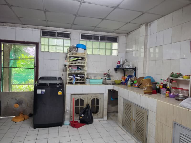 ถาวรนิเวศน์ 2 บางนา, Bangkok, Bang Na, Bangkok, 3 Bedrooms, 93 sqm, Townhouse For Sale, by The Best Property โดม, 500385876 - DDproperty.com