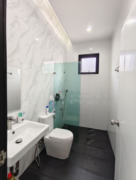 แสนมณีเนเจอร์ อมตะซิตี้ Modern Luxury Home, ชลบุรี, บางนาง, พานทอง, ชลบุรี, 83 ตร.ม., บ้านแฝด ขาย, โดย Khommaphat Phumbandit, 500385881 - DDproperty.com