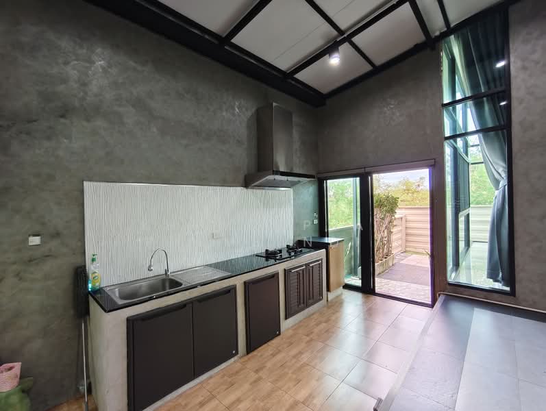แสนมณีเนเจอร์ อมตะซิตี้ Modern Luxury Home, ชลบุรี, บางนาง, พานทอง, ชลบุรี, 83 ตร.ม., บ้านแฝด ขาย, โดย Khommaphat Phumbandit, 500385881 - DDproperty.com