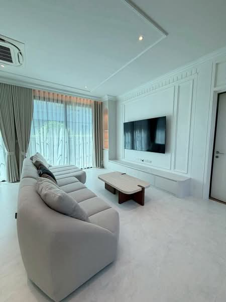Narinsiri Rama 9-Krungthep Kreetha, Bangkok, Saphan Sung, Bangkok, 4 Bedrooms, 330 sqm, Single Detached House For Rent, by ณภัทร พรสิริเมธากุล, 500385890 - DDproperty.com