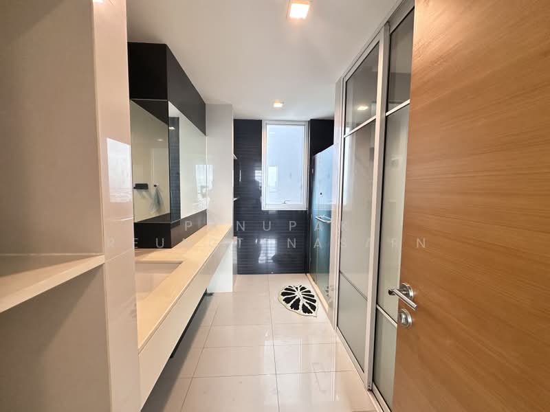 Rhythm Ratchada-Huaikwang, Bangkok, 218 Ratchadaphisek Road, Huai Khwang, Bangkok, 1 Bedroom, 46 sqm, Condo For Rent, by Panupak Reungtanasarn, 500385939 - DDproperty.com