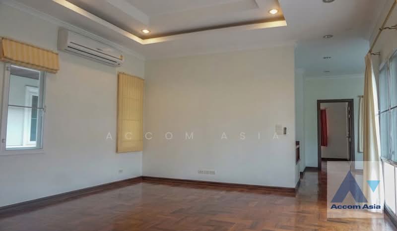 House with Private Swimming Pool for Rent in Sukhumvit, BTS Thong Lo, Bangkok, Khlong Tan Nua, Watthana, Bangkok, 4 Bedrooms, 350 sqm, Single Detached House For Rent, by Accom Asia, 500385968 - DDproperty.com