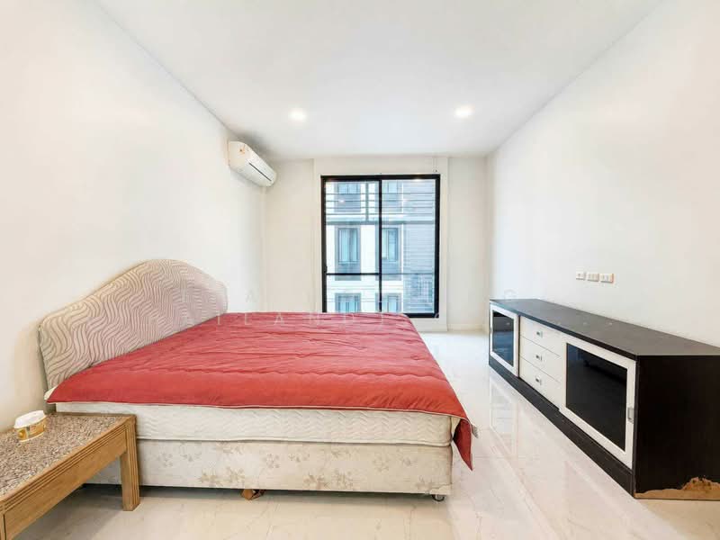 Amanta Ratchada, Bangkok, 77-88 Soi Ratchadaphisek 5, Ratchadaphisek Road, Din Daeng, Bangkok, 2 Bedrooms, 98 sqm, Condo For Rent, by ERA Holding (Thailand) Co., Ltd., 500385971 - DDproperty.com