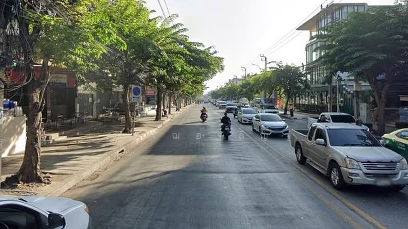 ขายบ้าน ซอยสุขุมวิท 85 ใกล้ BTS อ่อนนุช เพียง 3 นาที, Bangkok, สุขุมวิท, Bang Chak, Phra Khanong, Bangkok, , 1,600 sqm, Land For Sale, by คุณเฌอร์ลิญา, 500385983 - DDproperty.com