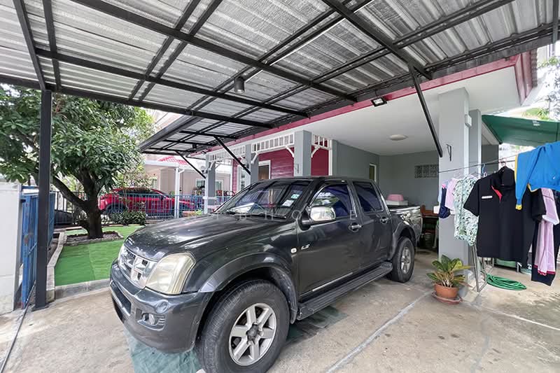 Chonlada Wat Lad Pla Duk, Nonthaburi, Bang Rak Yai, Bang Bua Thong, Nonthaburi, 3 Bedrooms, 160 sqm, Single Detached House For Sale, by NTBHOME, 500385984 - DDproperty.com