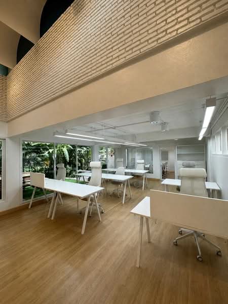 Office Space for Rent with Private Garden in the Heart of Phaya Thai / Ari (SPSJP452), Bangkok, พหลโยธิน 12, Samsen Nai, Phaya Thai, Bangkok, , 100 sqm, Office Space For Rent, by Khun Jane, 500385986 - DDproperty.com