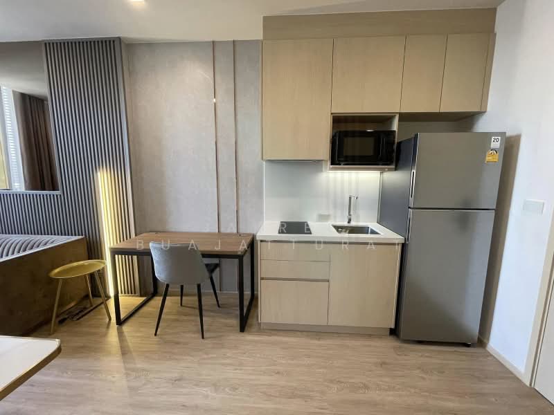 Noble State 39, Bangkok, 35 Soi Sukhumvit 39, Khlong Tan Nua, Watthana, Bangkok, 1 Bedroom, 35 sqm, Condo For Rent, by Jakree Buajatturat, 500385993 - DDproperty.com