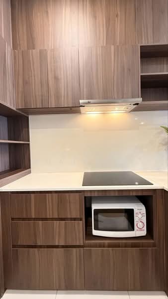 Siamese Exclusive Sukhumvit 31, Bangkok, 75 Soi Sukhumvit 31, Khlong Tan Nua, Watthana, Bangkok, 2 Bedrooms, 72 sqm, Condo For Rent, by Jakree Buajatturat, 500385995 - DDproperty.com