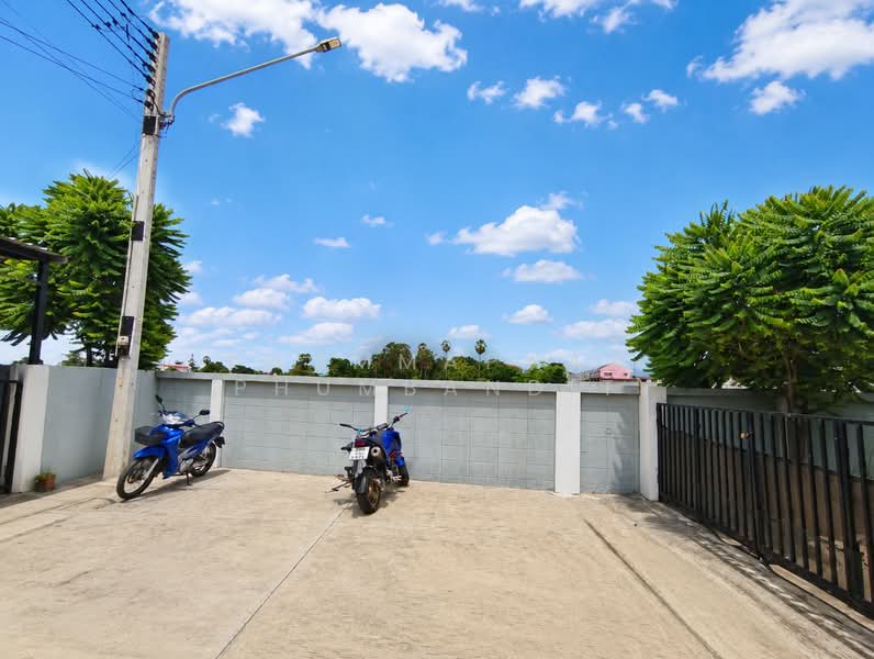 Phusiri Grand Hill, Amata City, Nong Mai Daeng, Chon Buri (Pattaya), Nong Mai Daeng, Muang Chon Buri, Chon Buri (Pattaya), 2 Bedrooms, 98 sqm, Townhouse For Sale, by Khommaphat Phumbandit, 500386013 - DDproperty.com