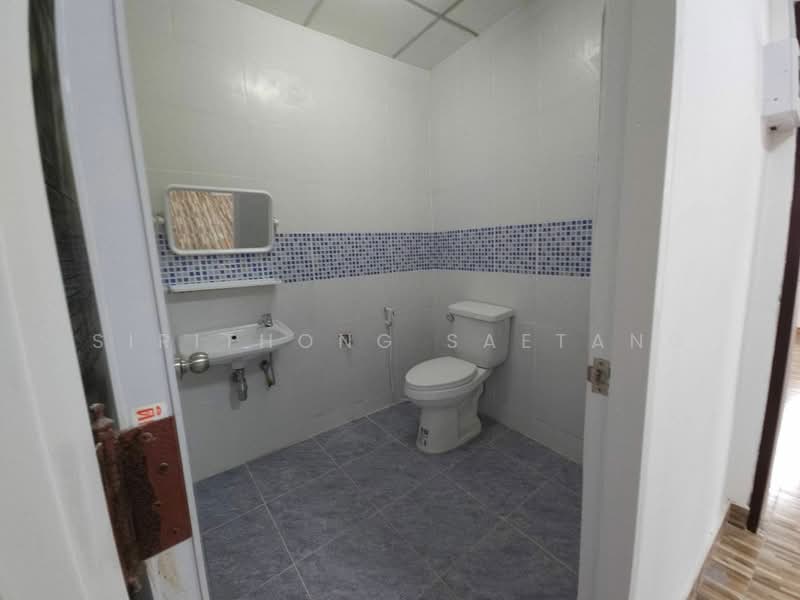 Phet Villa Village, Mueang Chonburi, Townhouse 2 story 24 sq.wa 4 Beds 2 Baths, Chon Buri (Pattaya), 344, Nong Ri, Muang Chon Buri, Chon Buri (Pattaya), 4 Bedrooms, 170 sqm, Townhouse For Sale, by Sirithong Saetang, 500386054 - DDproperty.com